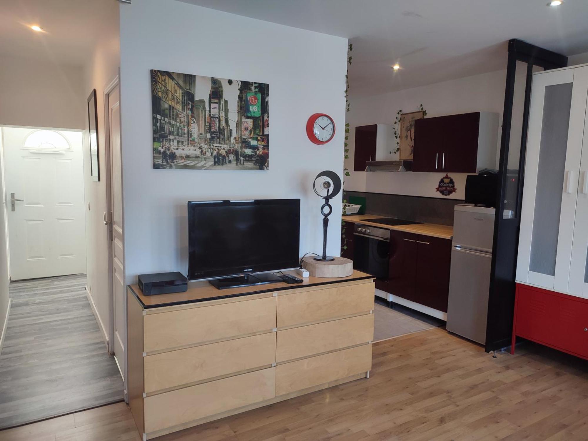 Appartement Ideal Visite De Paris Іврі-сюр-Сен Екстер'єр фото
